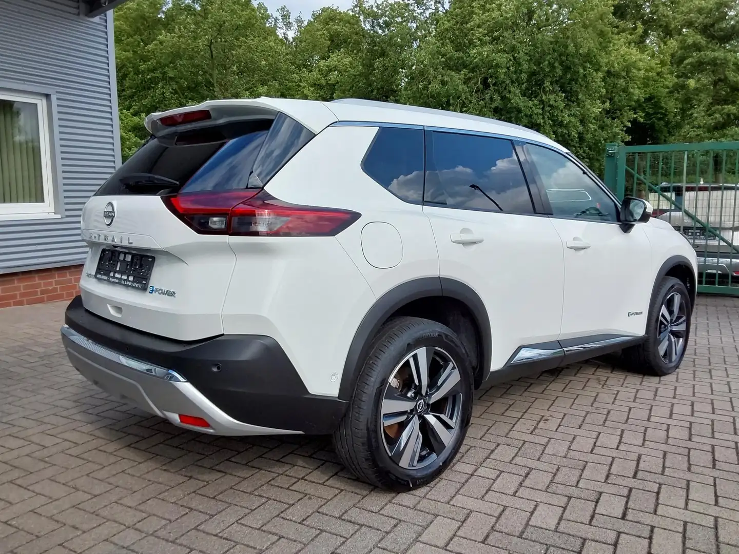 Nissan X-Trail e-POWER 4x4 e-4ORCE Tekna ACC/APP/LED/PDC/SHZ 1... Biały - 2
