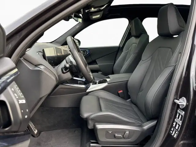BMW X3 view 7