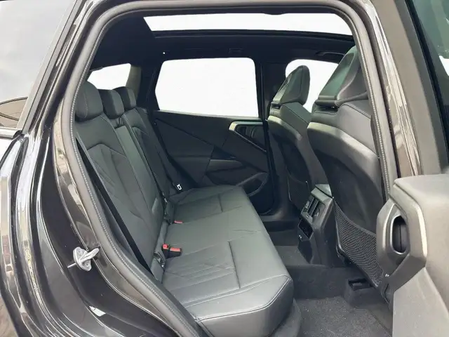 BMW X3 view 13