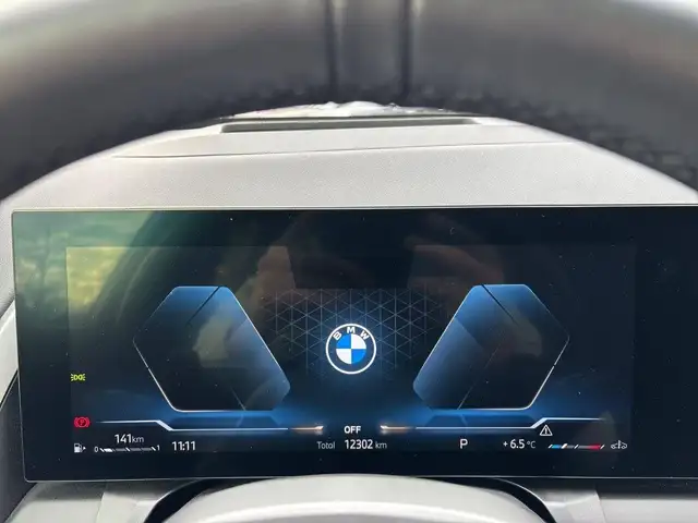 BMW X3 view 9