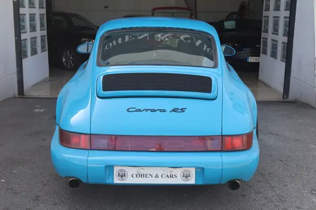 Porsche 911 view 5