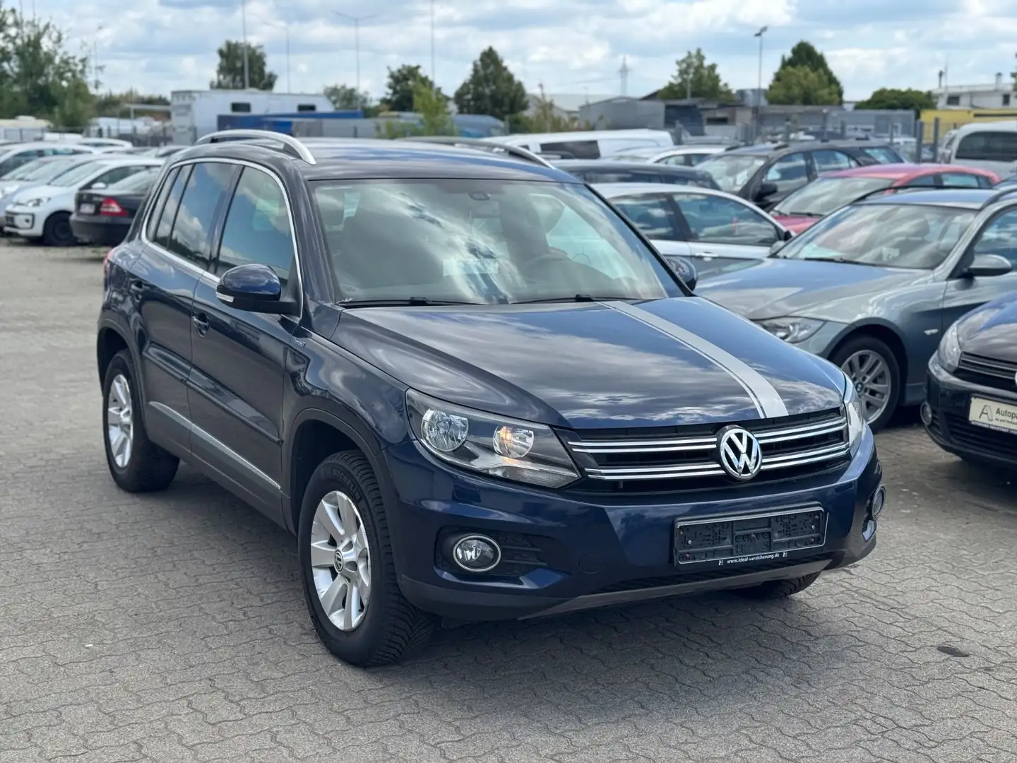 Volkswagen Tiguan Trend & Fun 4Motion Bleu - 2