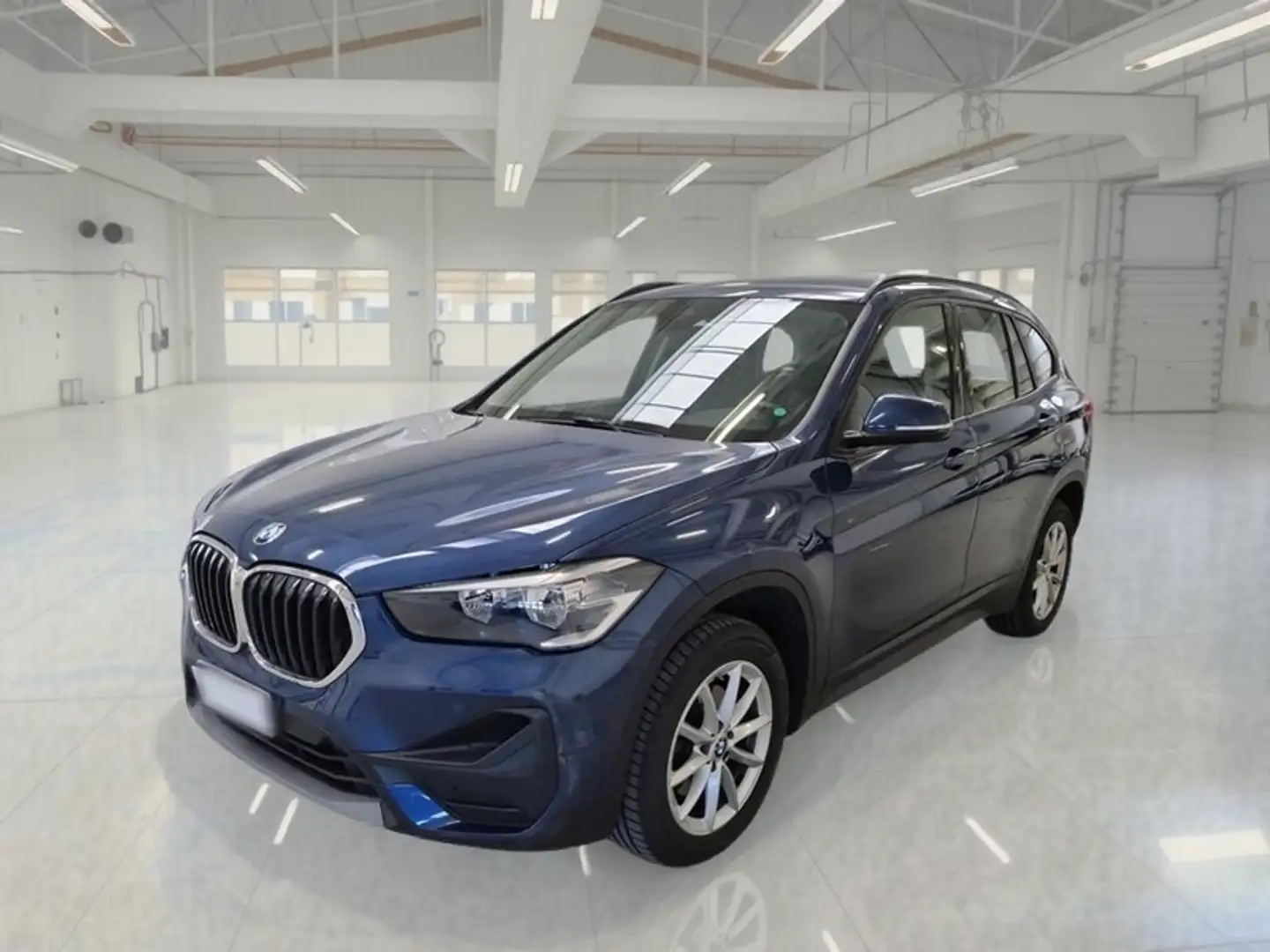BMW X1 sDrive 18i Advantage Autom. - 1