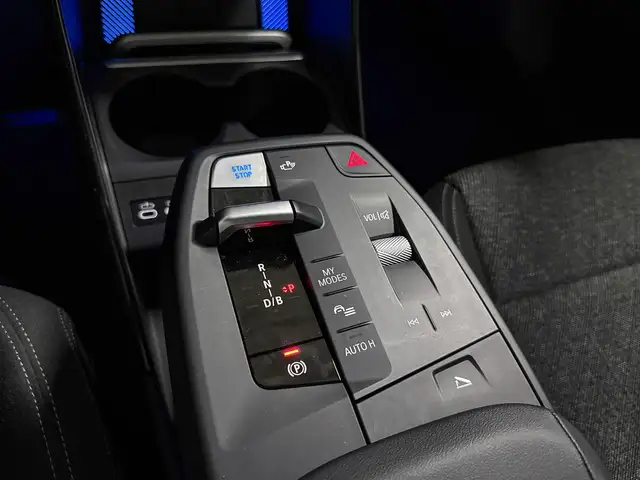 BMW Ix1 view 15