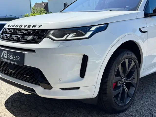 Land Rover Discovery Sport view 9