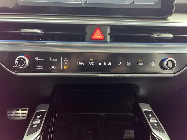 Kia Sorento view 14