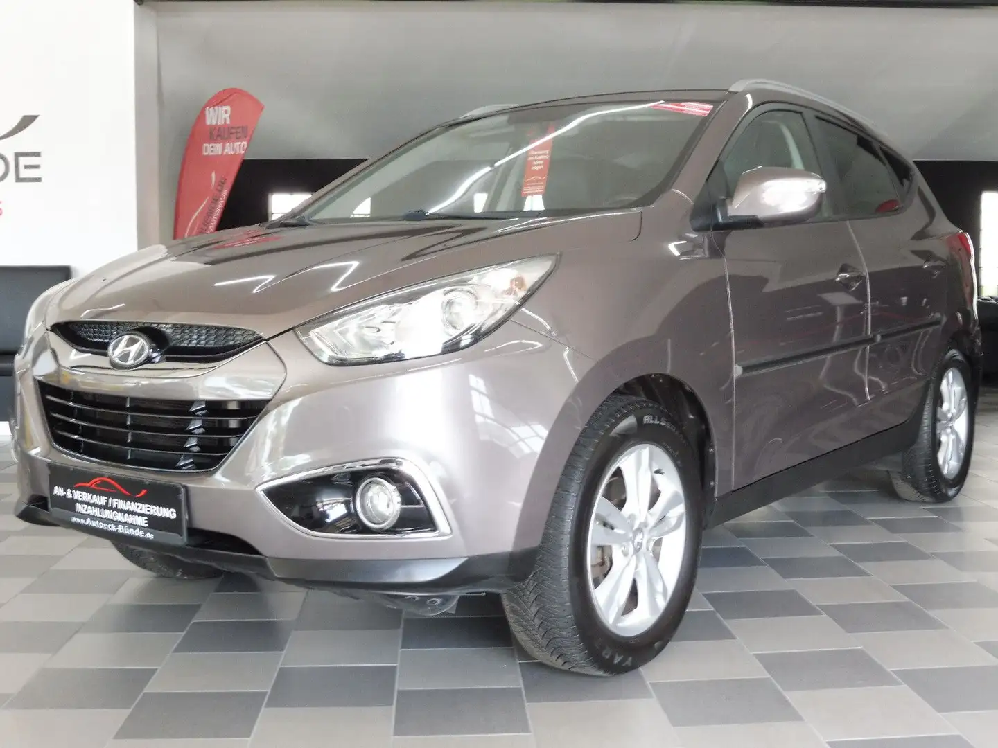 Hyundai iX35 5-Star Edition AWD KEYLESS/AHK 2T/PDC/SHZ Marrone - 2