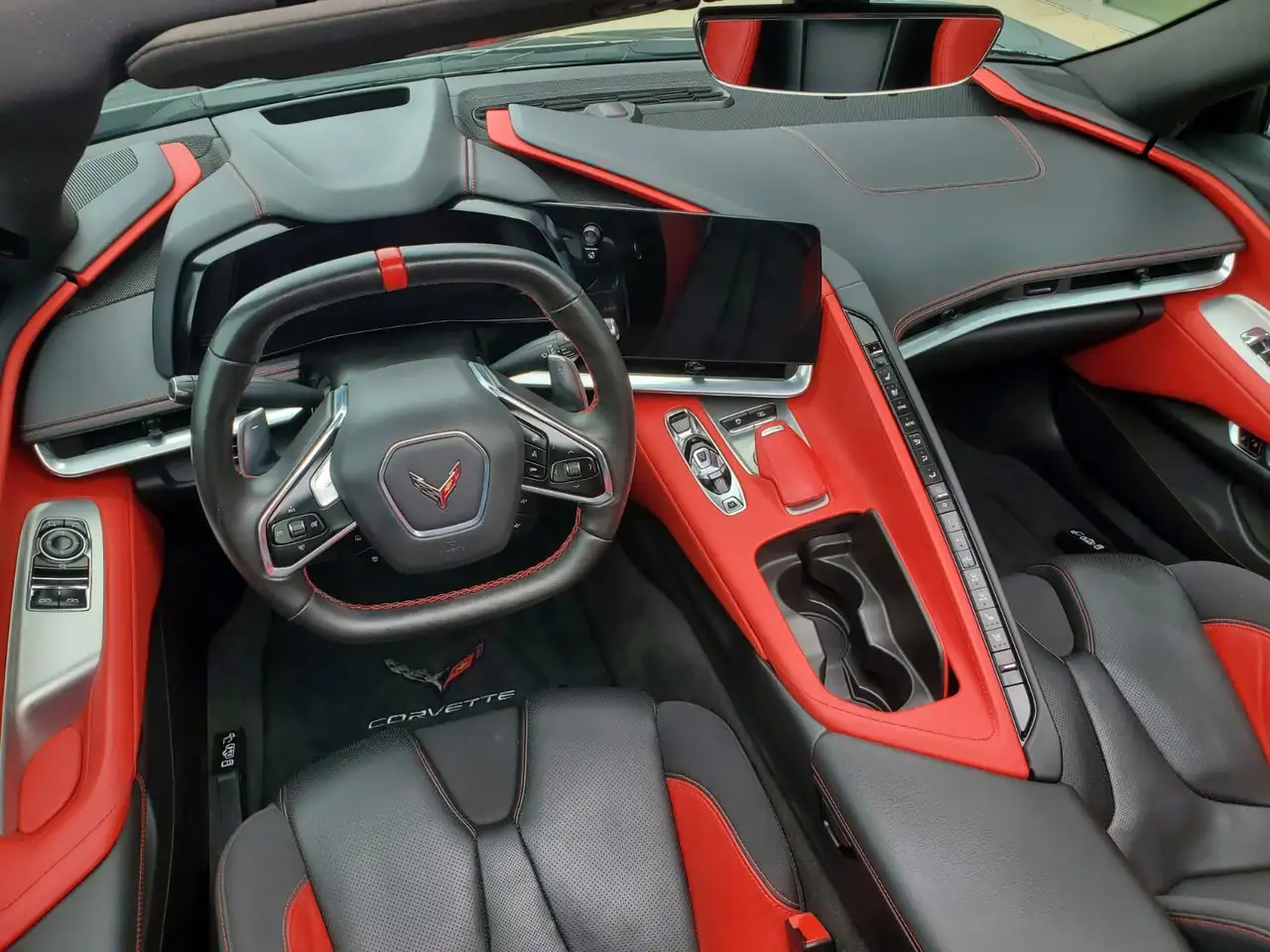 Chevrolet Corvette снимка Chevrolet Corvette