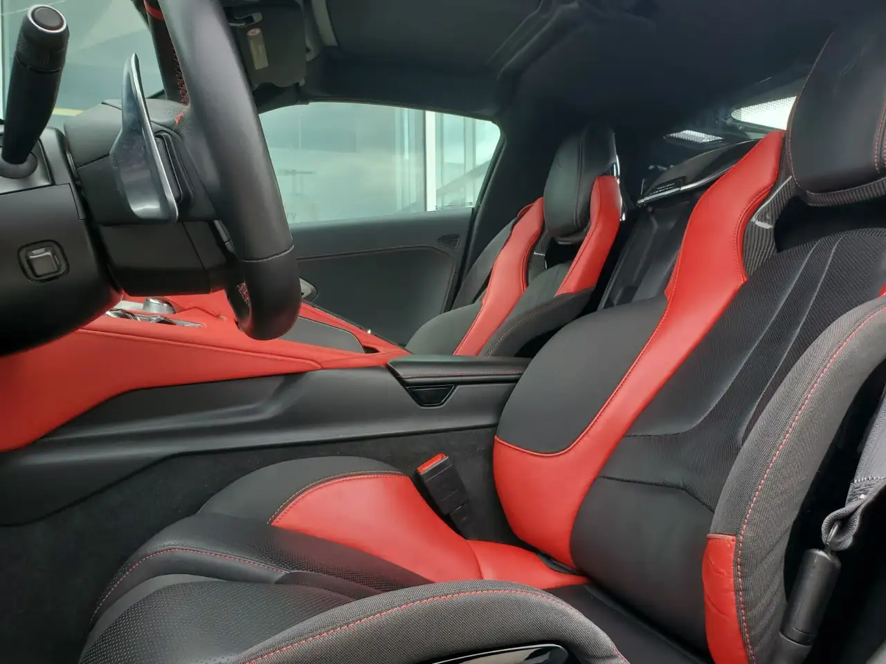 Chevrolet Corvette снимка Chevrolet Corvette