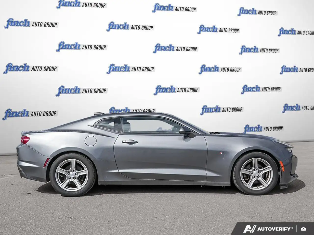 Chevrolet Camaro снимка Chevrolet Camaro