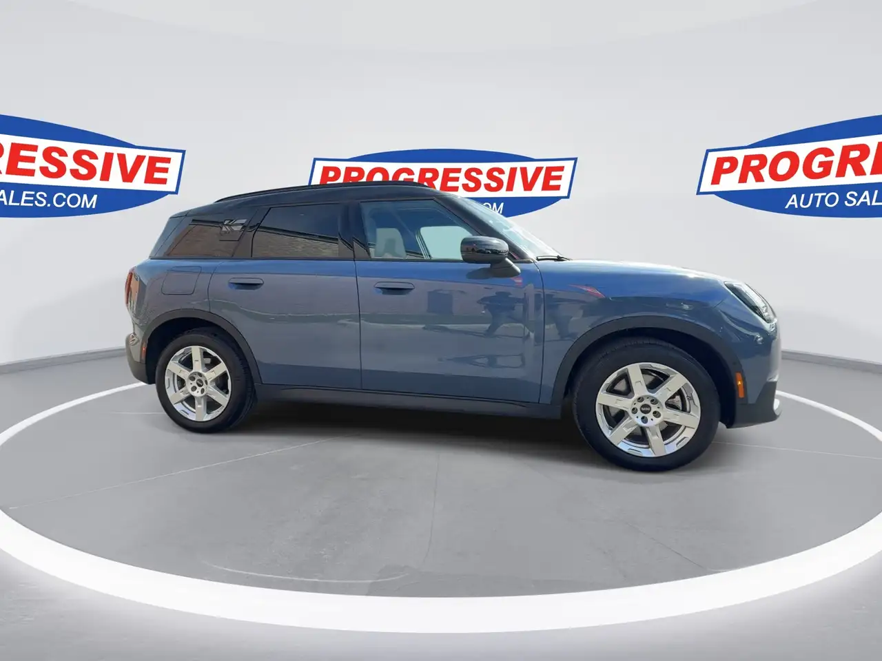 MINI Countryman photo MINI Countryman
