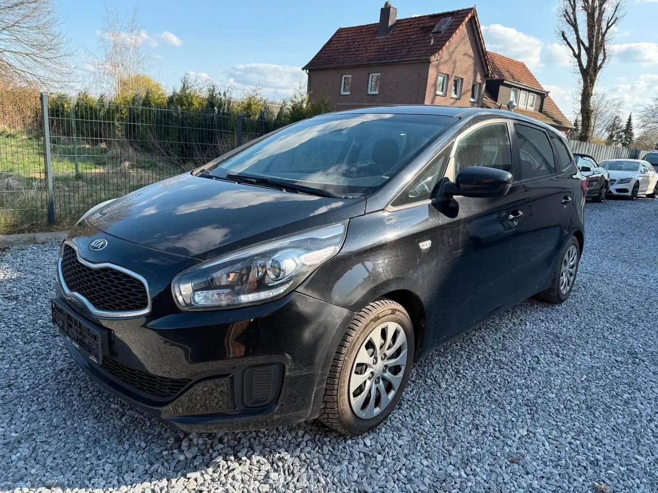 Kia Carens