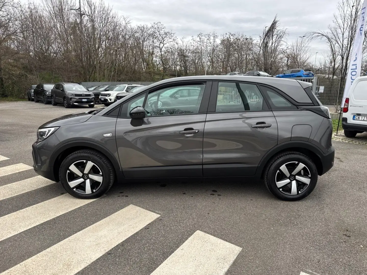 Opel Crossland 1.5 D 110cv Blitz Edition MT6 Grigio - 2