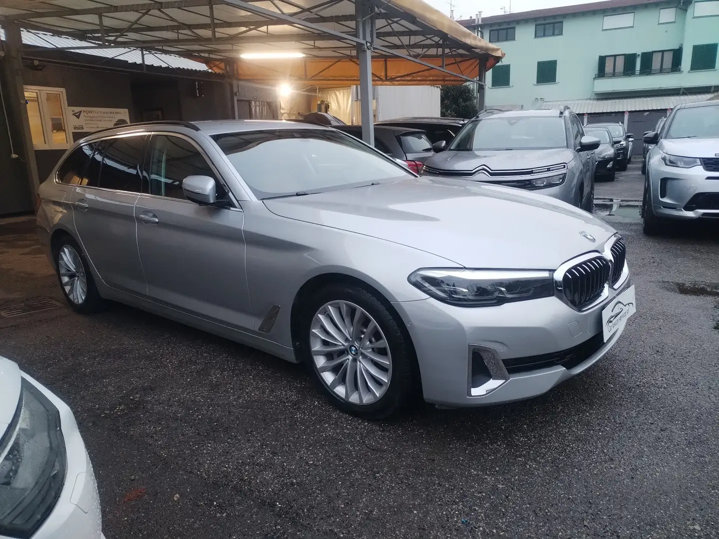 BMW 530 530e Touring xdrive Luxury auto Argento - 1