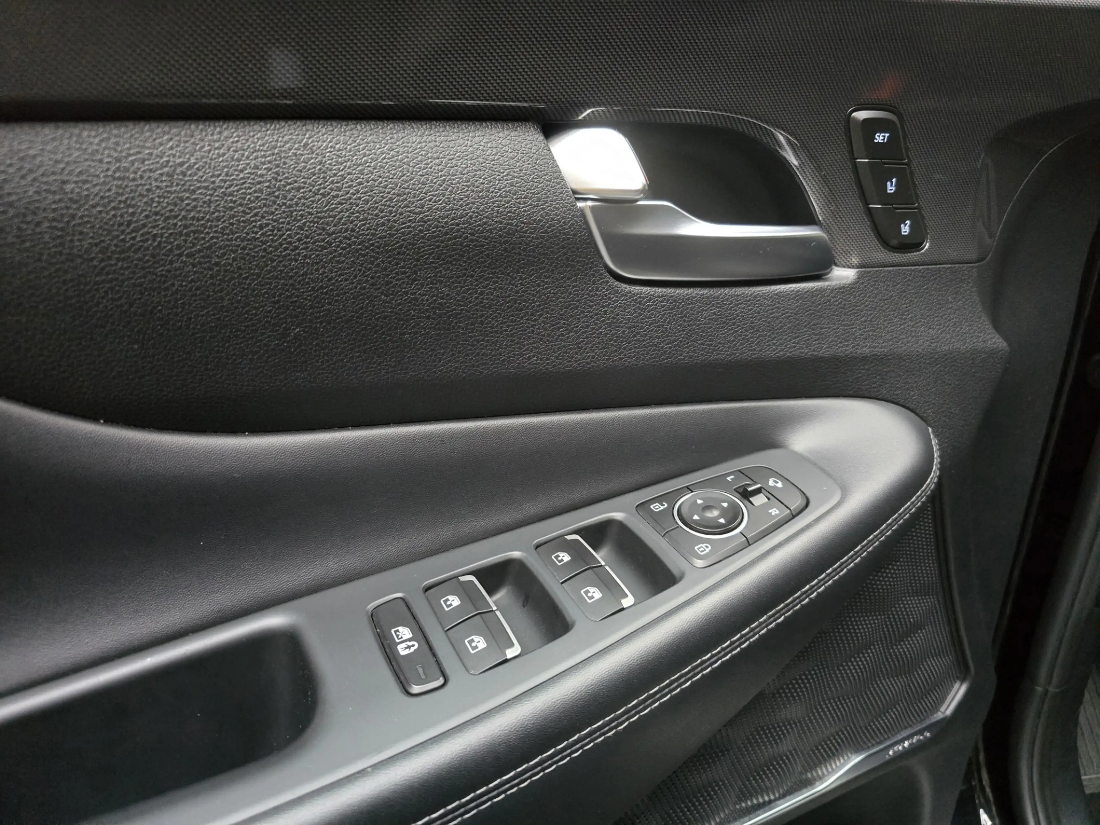 Hyundai SANTA FE 1.6 T-GDI PHEV Premium Sky 7p. Leder Pano Clima Na — photo 4