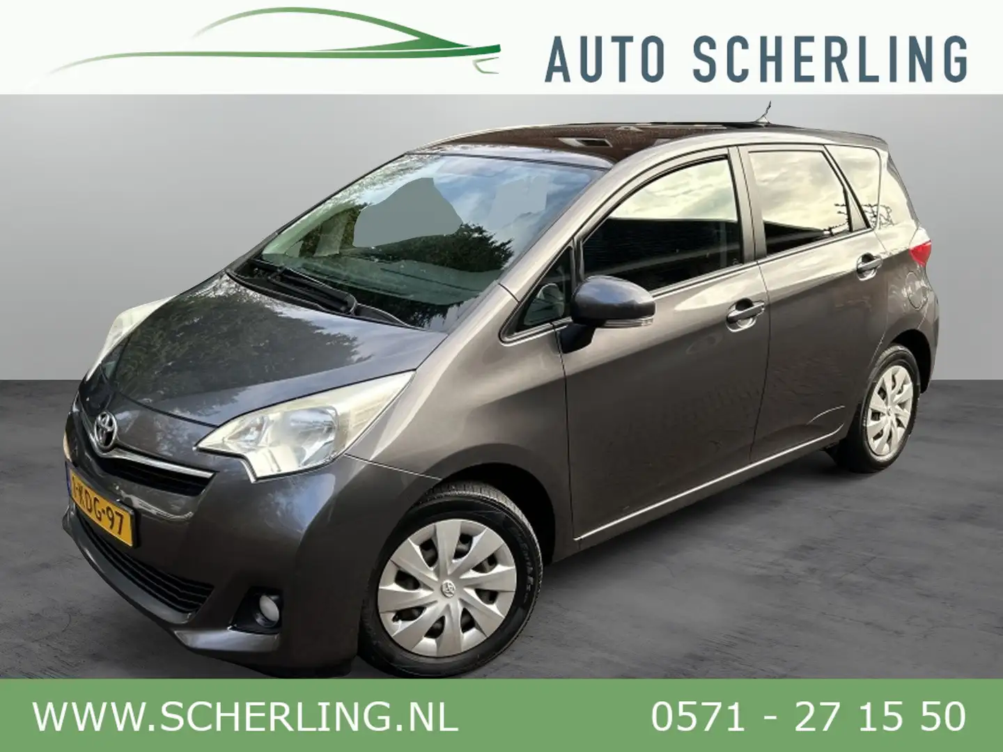 Toyota Verso-S 1.3 VVT-i Aspiration Panoramadak, 1e Eigenaar! Tre Gris - 1