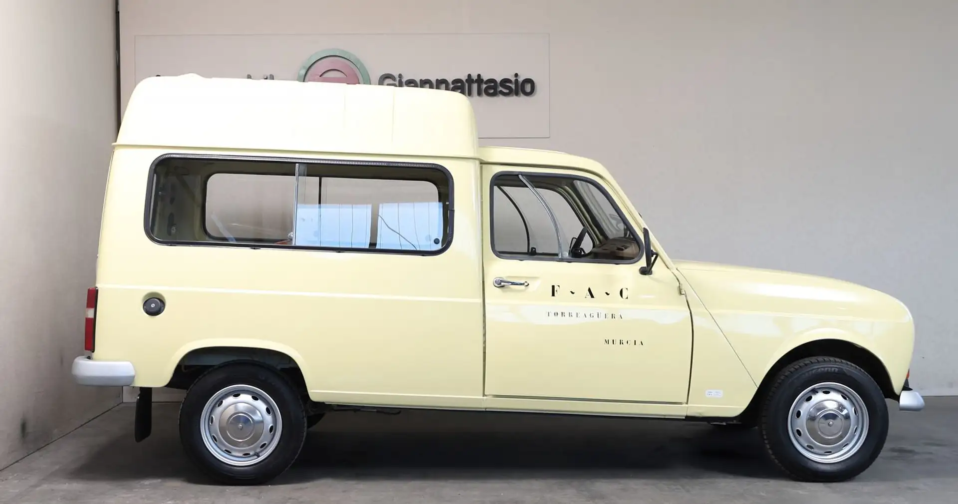 Renault R 4 R4 Furgoneta F6 Acristalada Original Top! Jaune - 2