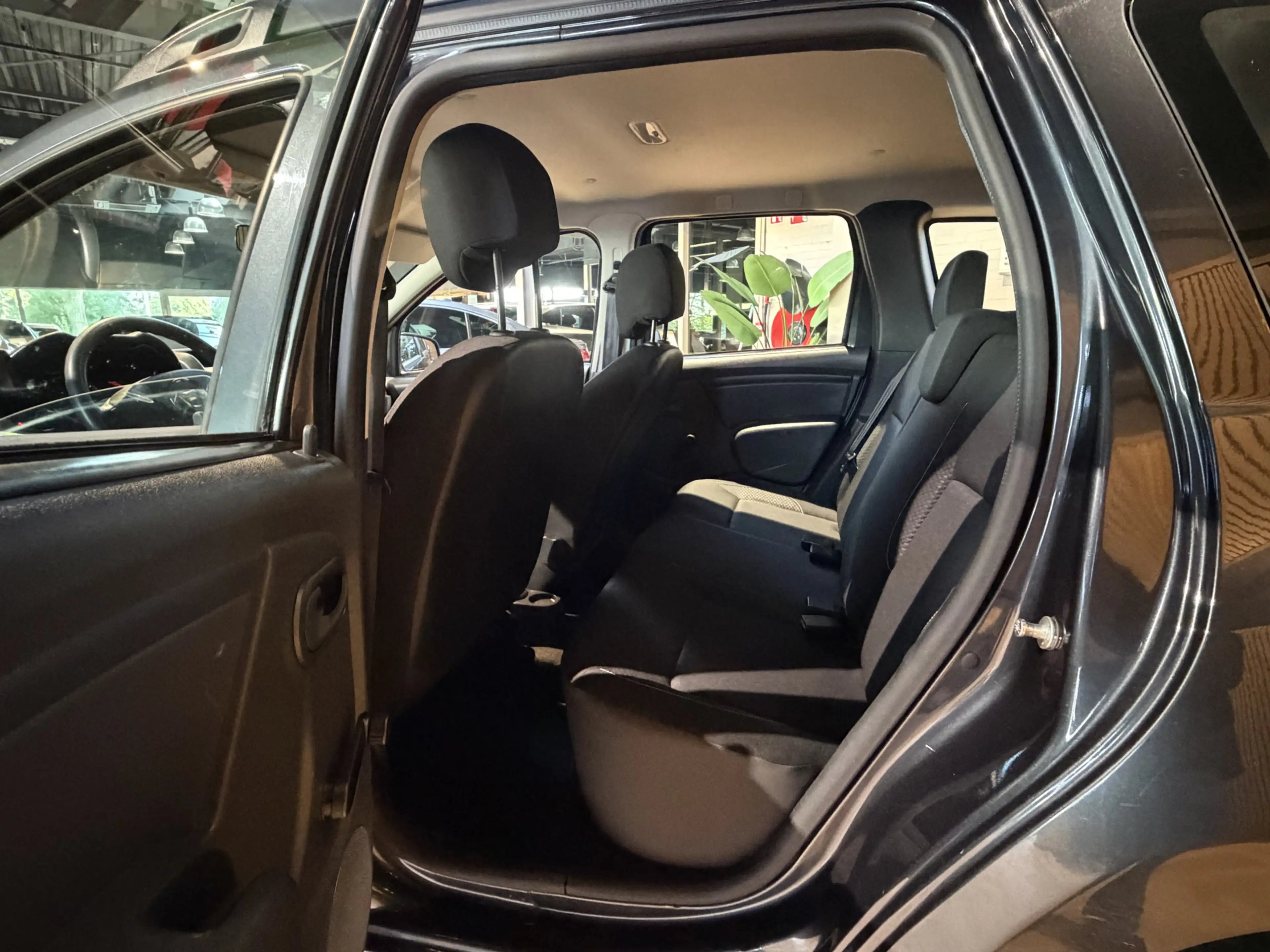 Dacia Duster 1.2 TCe 4x2 Ambiance — photo 10