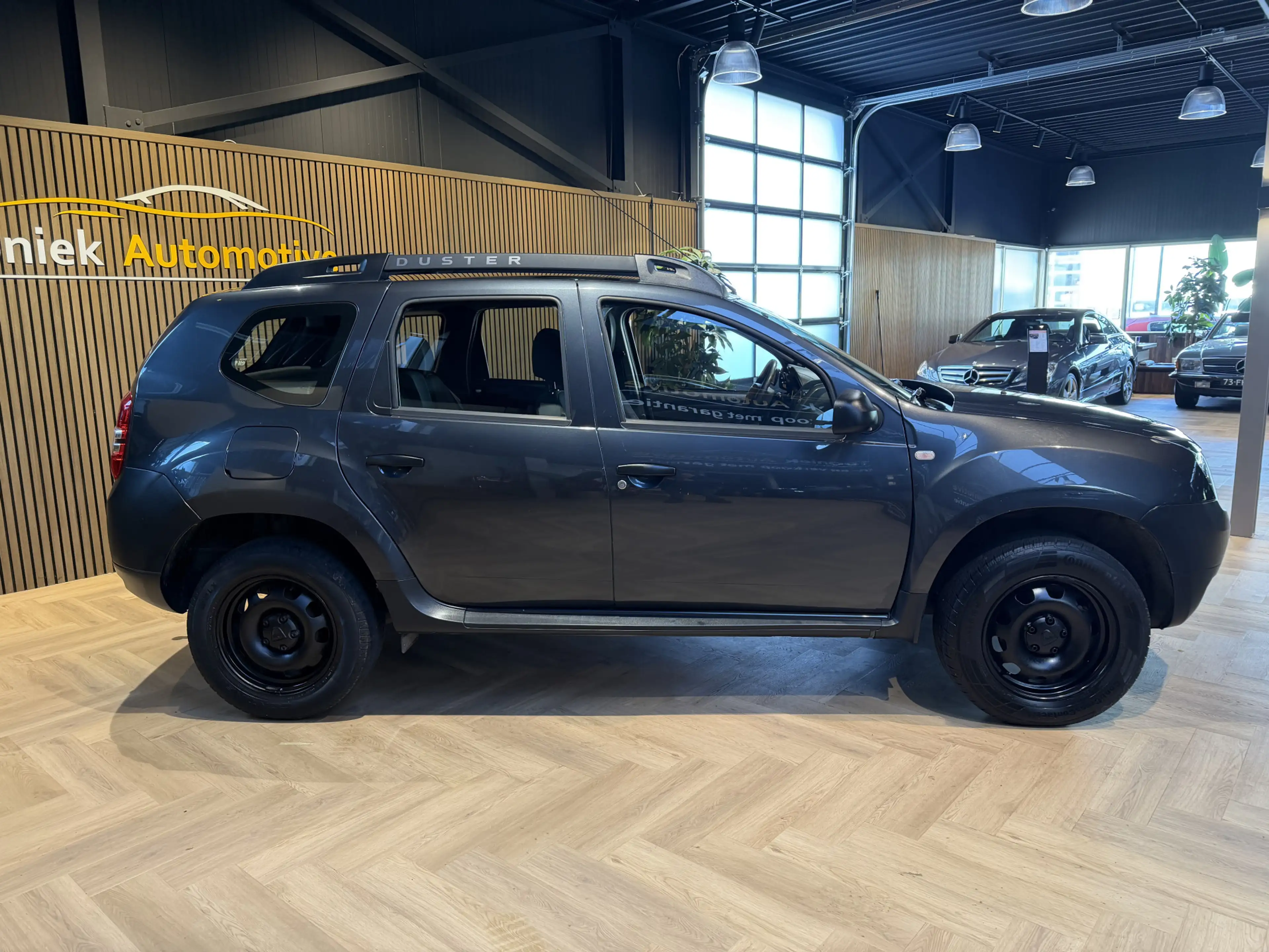 Dacia Duster 1.2 TCe 4x2 Ambiance — photo 2