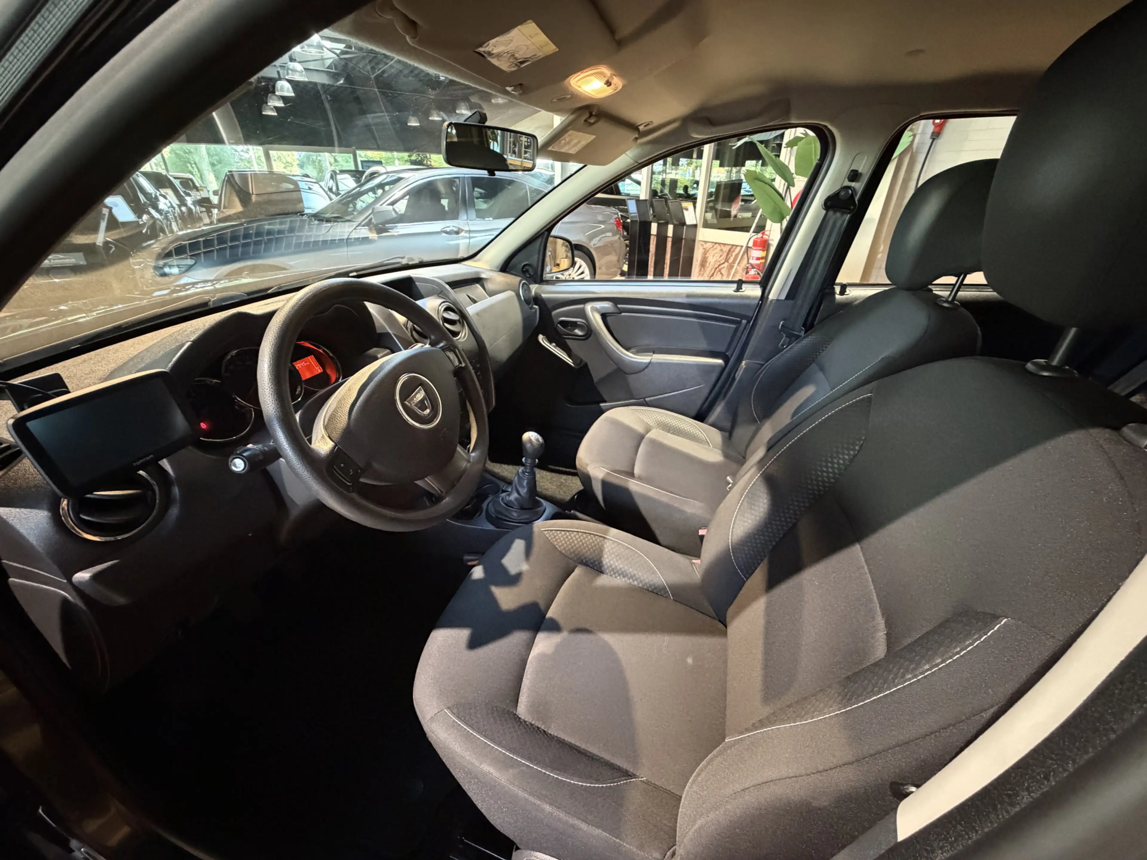 Dacia Duster 1.2 TCe 4x2 Ambiance — photo 8