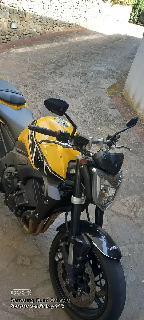 Yamaha FZ 1 Amarillo - 1