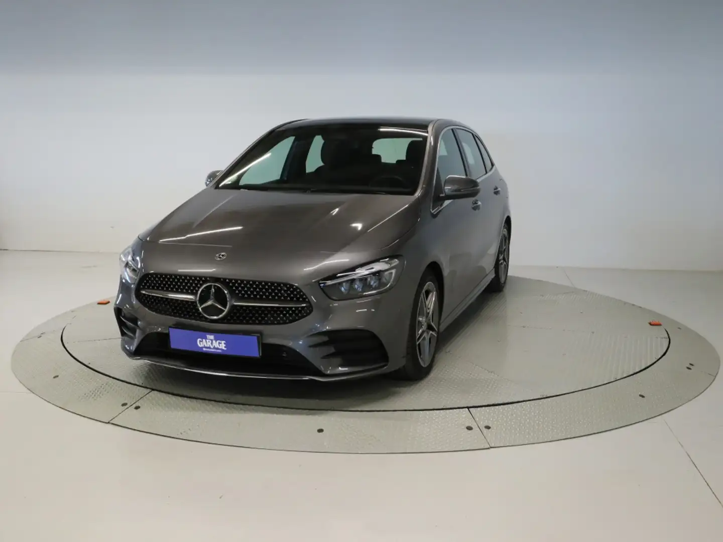Mercedes-Benz B 180 -CLASS D DCT 116 5P Gris - 1