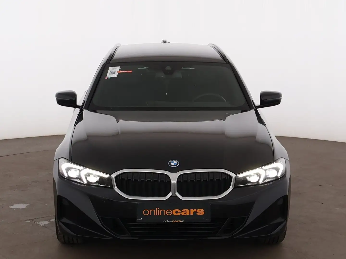 BMW 320 e Touring Aut LED LEDER NAVI R-CAM ASSIST TEMP Schwarz - 2