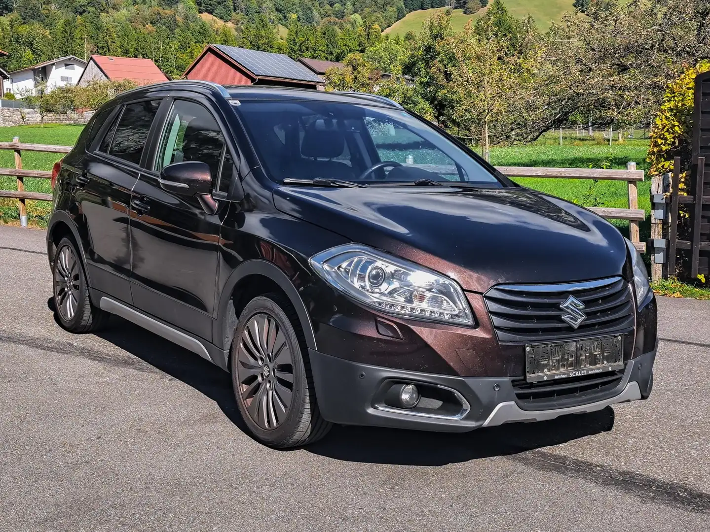 Suzuki SX4 S-Cross SX4 S-Cross 1,6 DDiS Allgrip ID flash Braun - 1