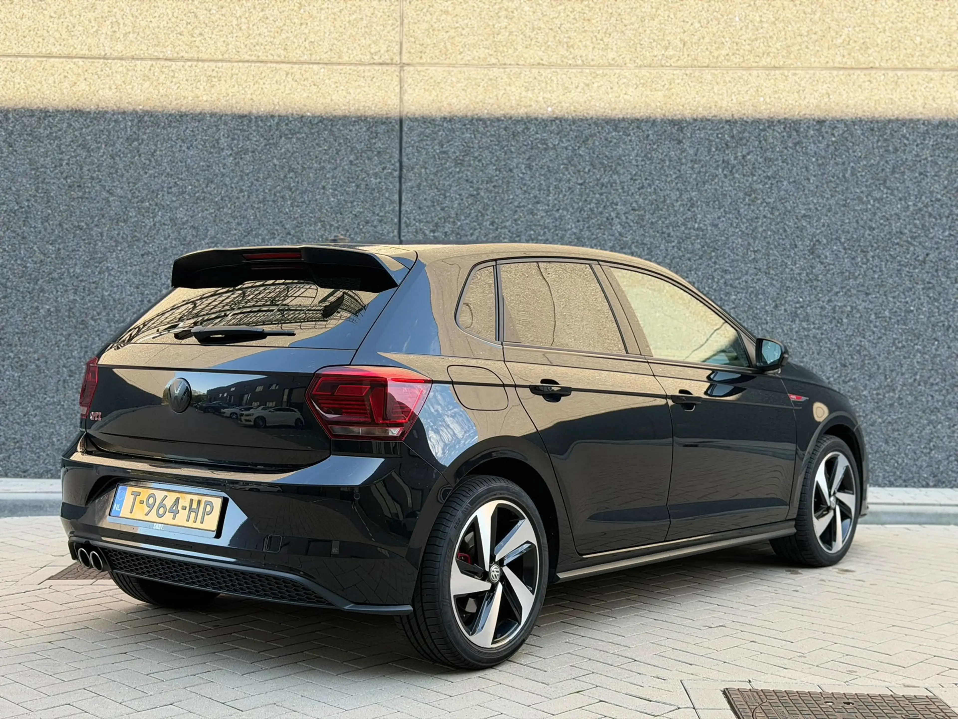 Volkswagen Polo GTI 2.0 TSI 200PK (CARPLAY, PARKEERSENSOREN V+A, AUTOM — photo 26