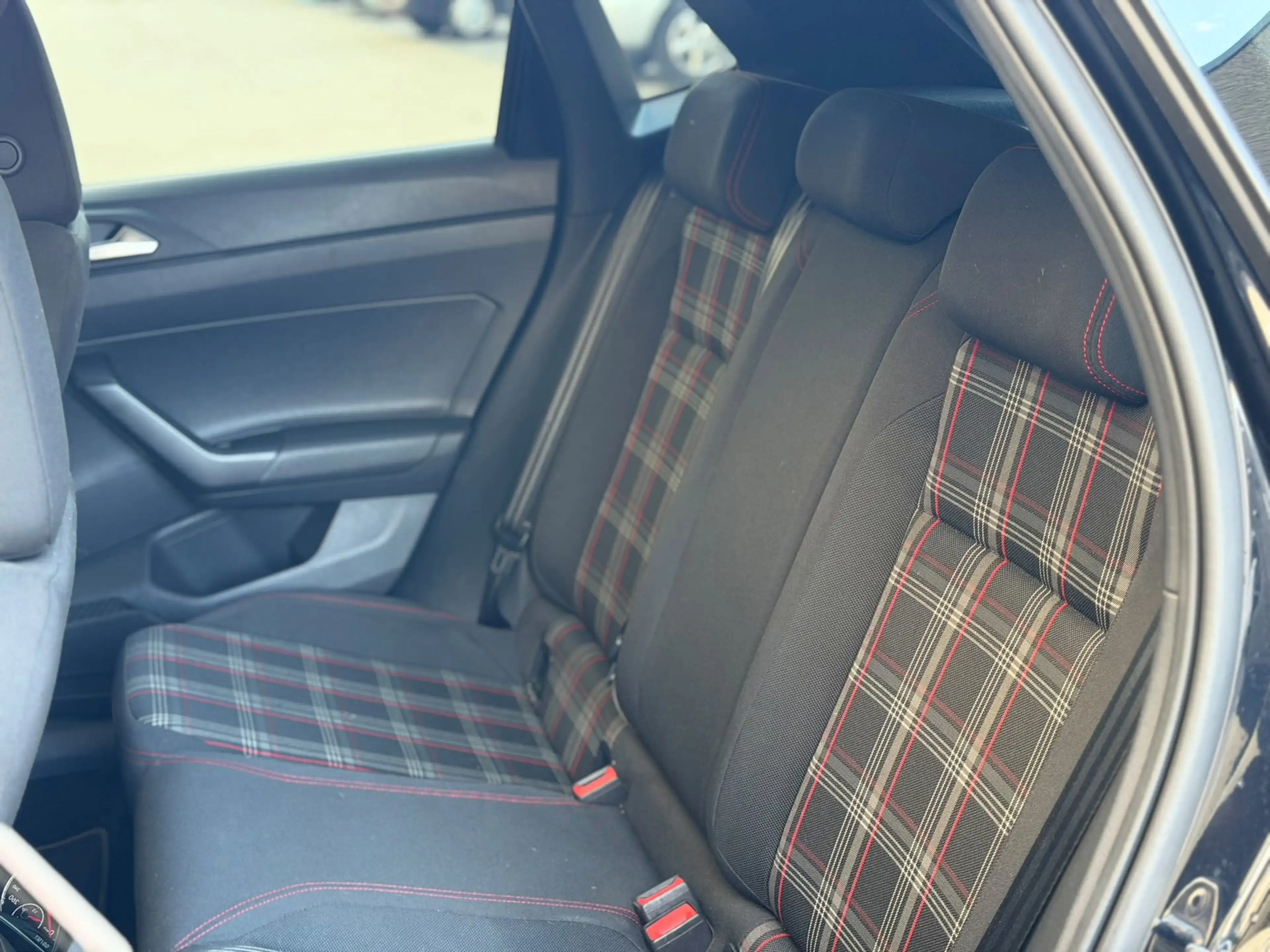 Volkswagen Polo GTI 2.0 TSI 200PK (CARPLAY, PARKEERSENSOREN V+A, AUTOM — photo 18