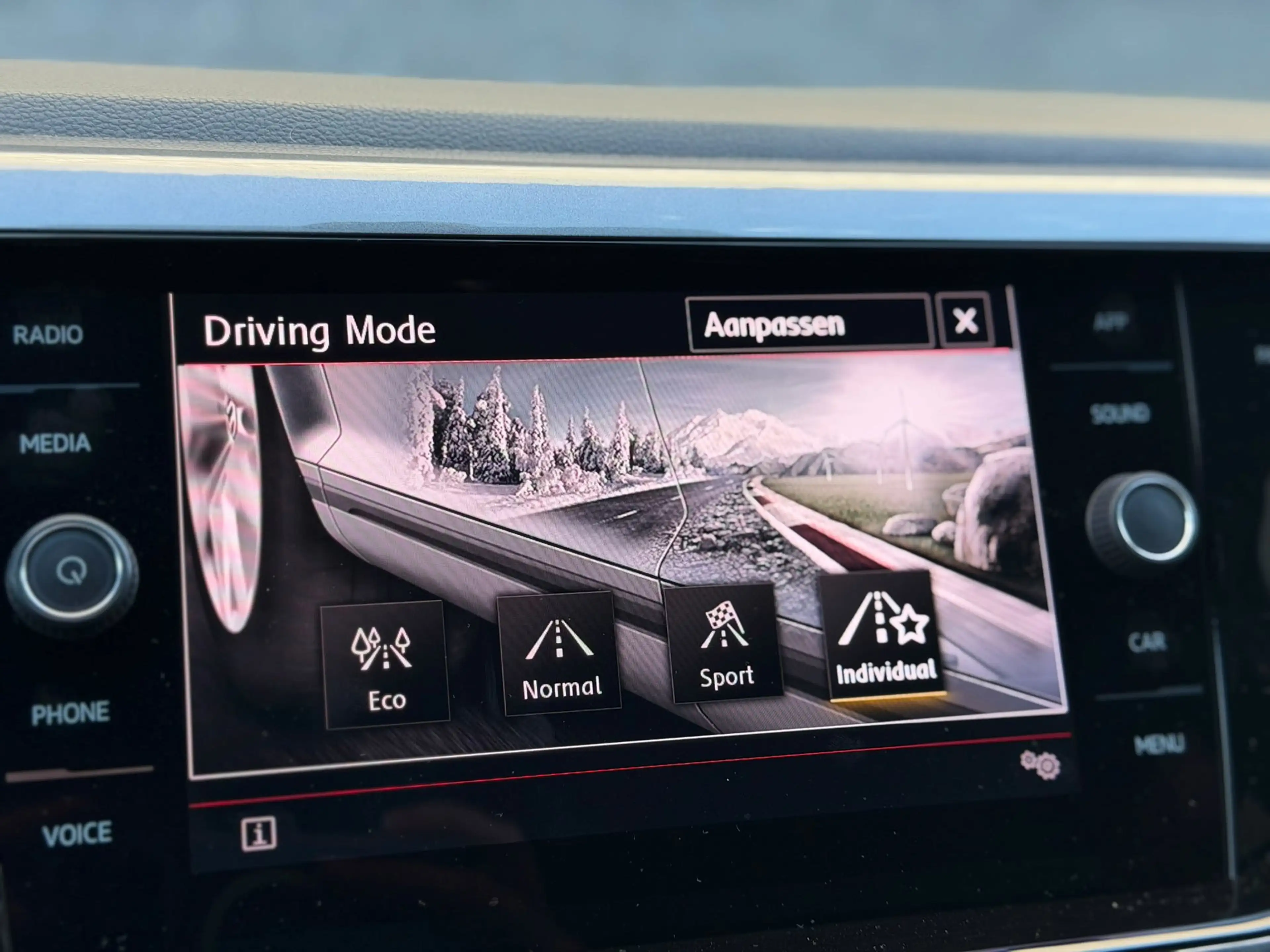 Volkswagen Polo GTI 2.0 TSI 200PK (CARPLAY, PARKEERSENSOREN V+A, AUTOM — photo 14