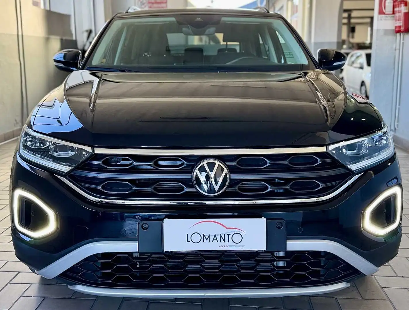 Volkswagen T-Roc . 1ª serie 1.0 TSI Edition Plus 116 CV Noir - 2