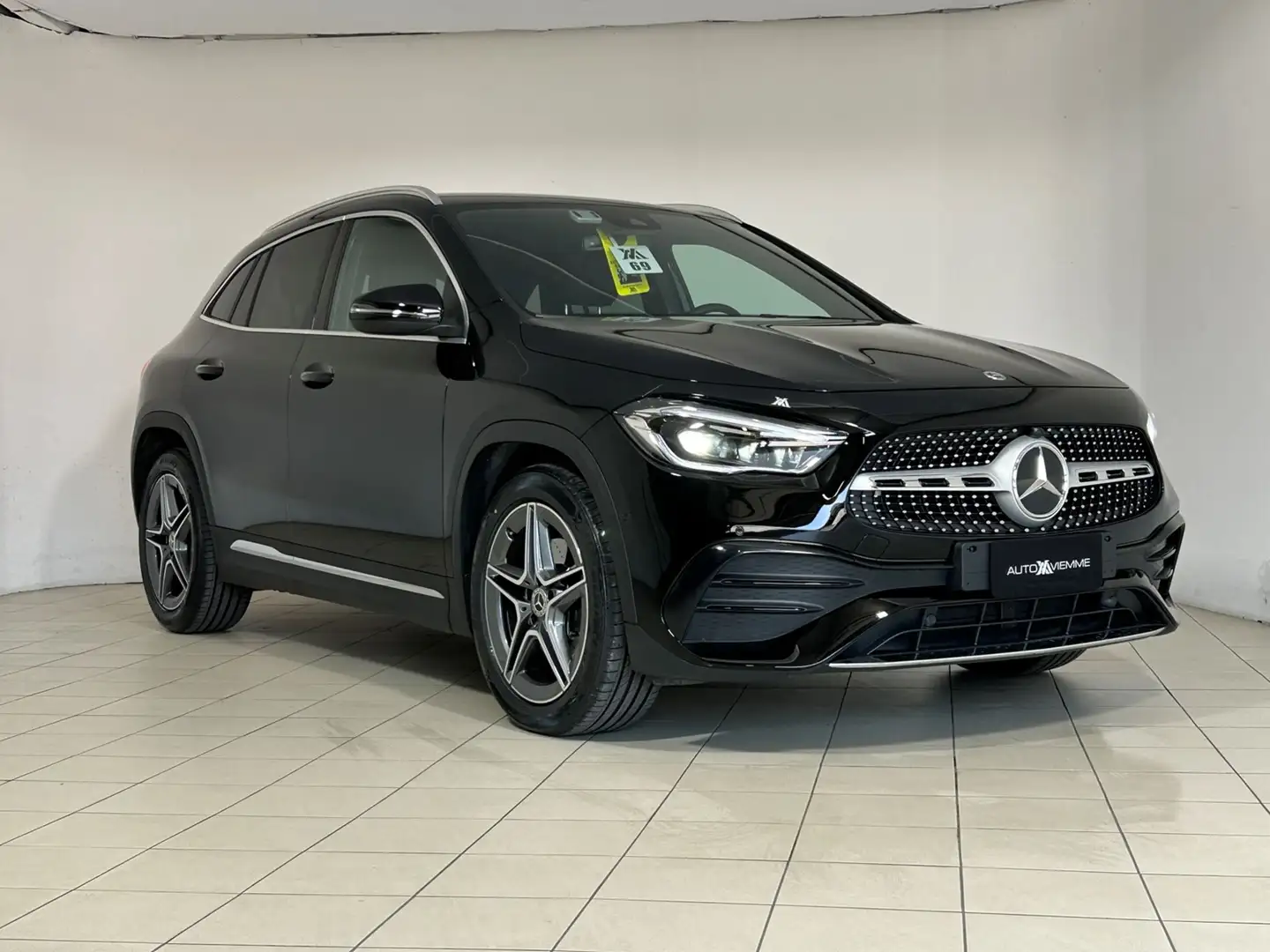 Mercedes-Benz GLA 180 GLA 180 d Premium auto Noir - 2