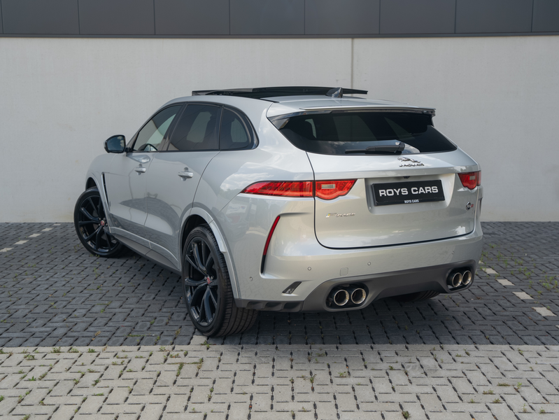 Jaguar F-Pace F-Pace SVR 5.0 V8 AWD LICHTE VRACHT/DEALER SERVICED/PRE OPF/1ST BE OWNER — photo 7