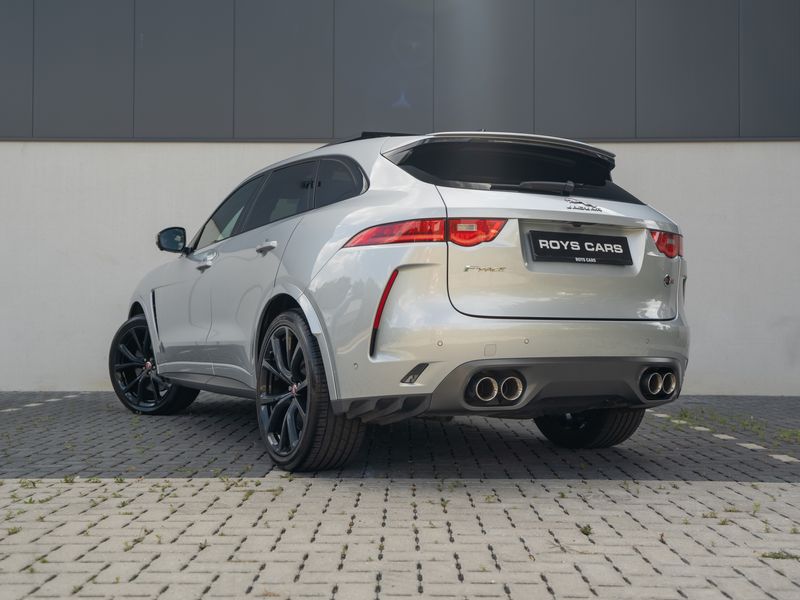 Jaguar F-Pace F-Pace SVR 5.0 V8 AWD LICHTE VRACHT/DEALER SERVICED/PRE OPF/1ST BE OWNER — photo 8