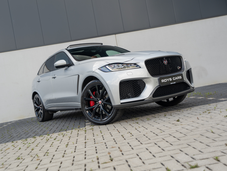 Jaguar F-Pace F-Pace SVR 5.0 V8 AWD LICHTE VRACHT/DEALER SERVICED/PRE OPF/1ST BE OWNER — photo 4
