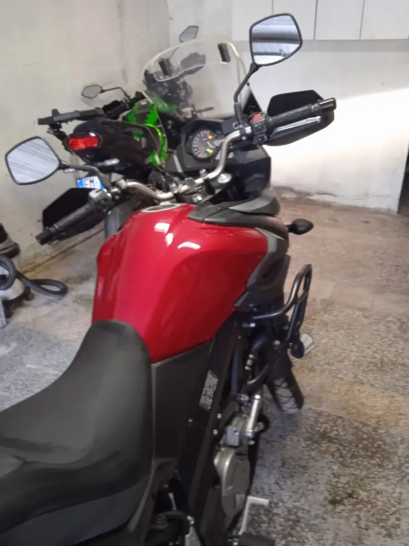 Suzuki V-Strom 650 Rojo - 1