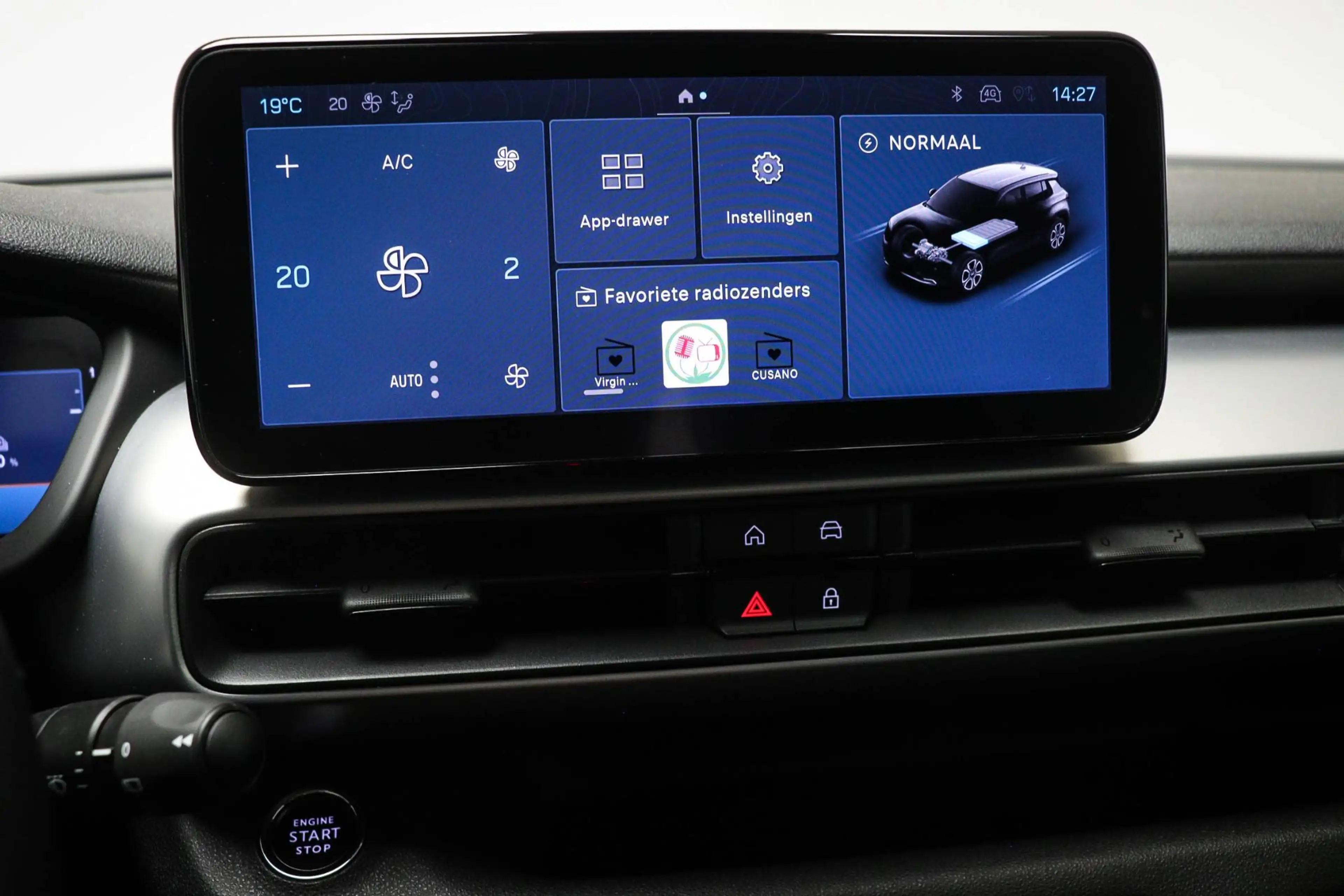 Jeep Avenger Altitude 54 kWh | SOH 97% | CLIMA | DAB | APPLE | — photo 41