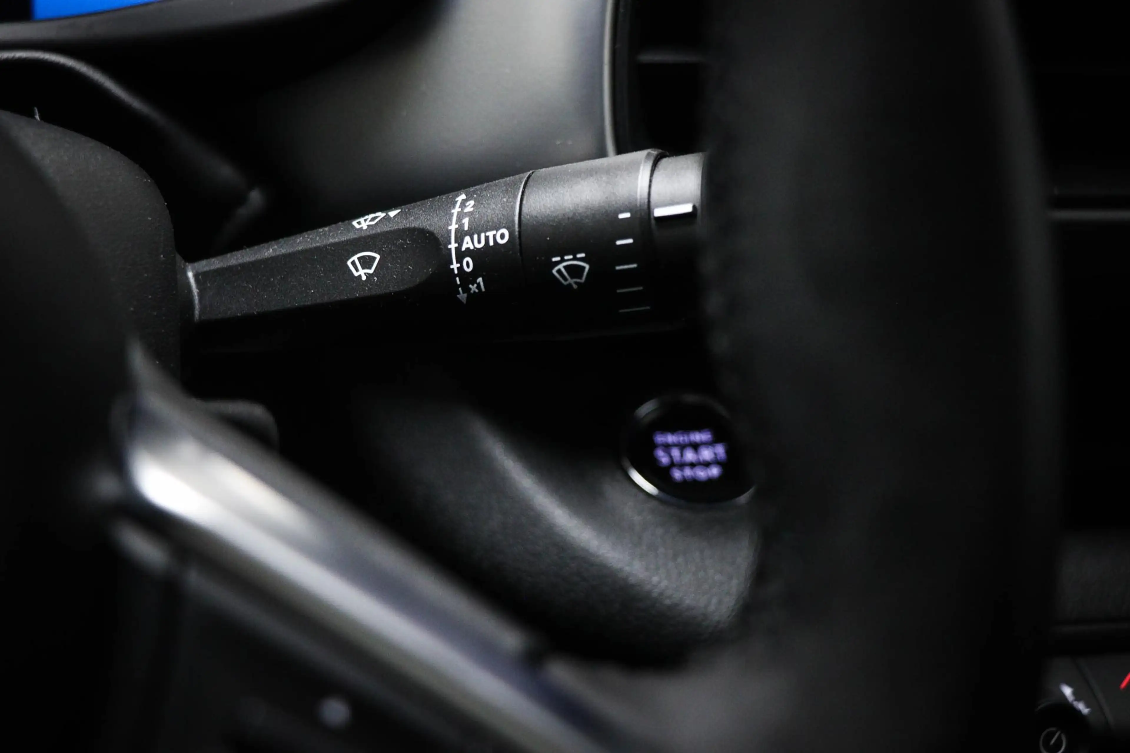 Jeep Avenger Altitude 54 kWh | SOH 97% | CLIMA | DAB | APPLE | — photo 34