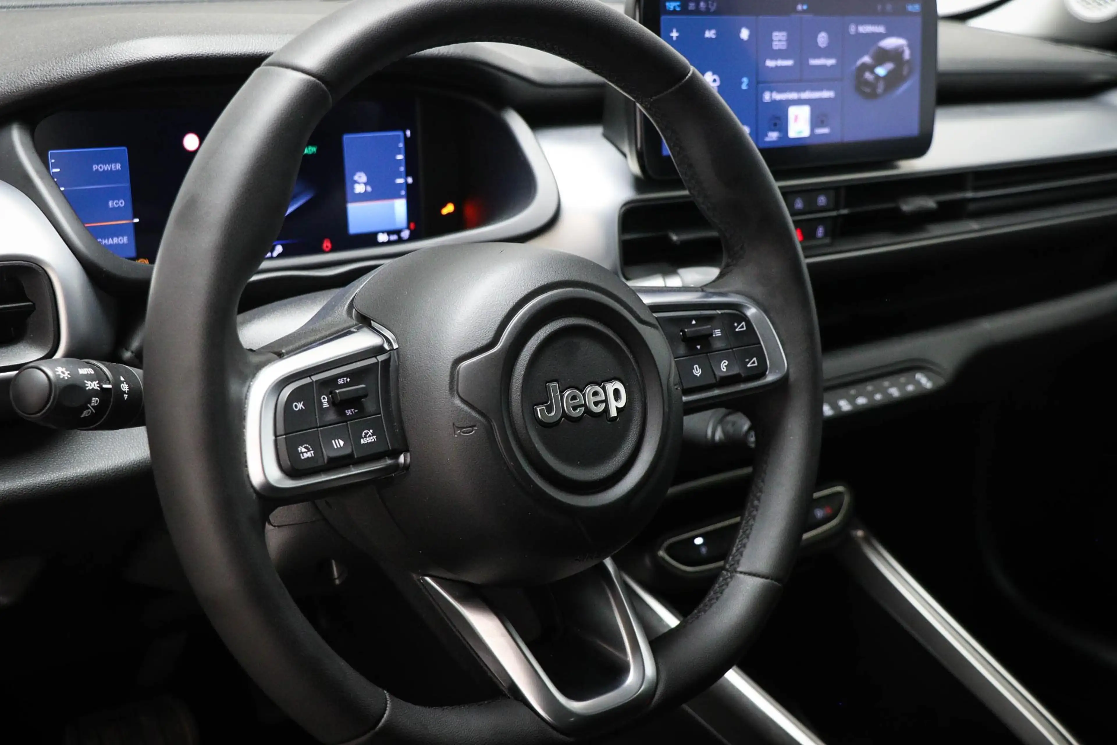 Jeep Avenger Altitude 54 kWh | SOH 97% | CLIMA | DAB | APPLE | — photo 31