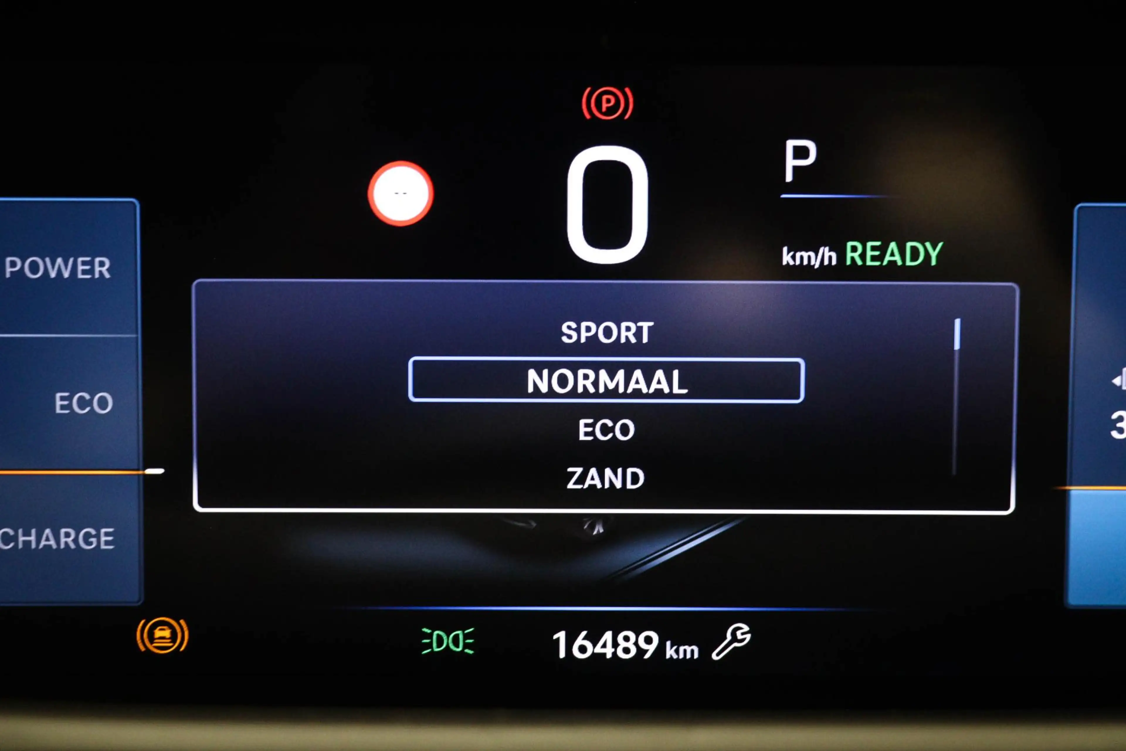 Jeep Avenger Altitude 54 kWh | SOH 97% | CLIMA | DAB | APPLE | — photo 39