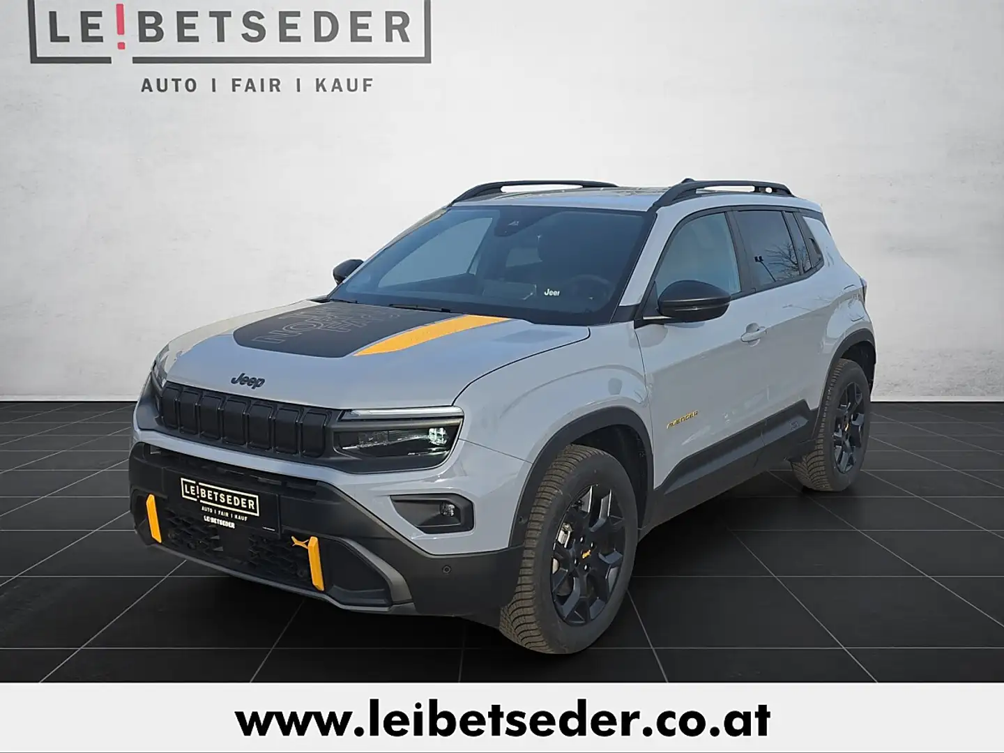 Jeep Avenger 1.2 T3 e-Hybrid 4xe The North Face e-DCT6 Grau - 1