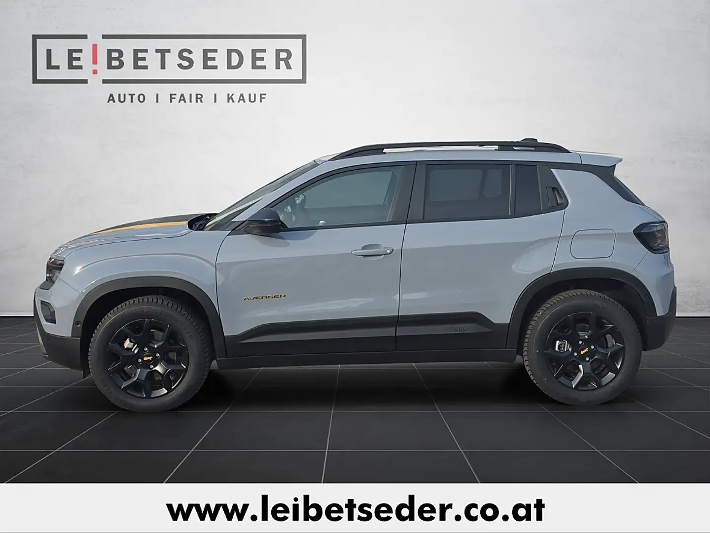Jeep Avenger 1.2 T3 e-Hybrid 4xe The North Face e-DCT6 Grau - 2
