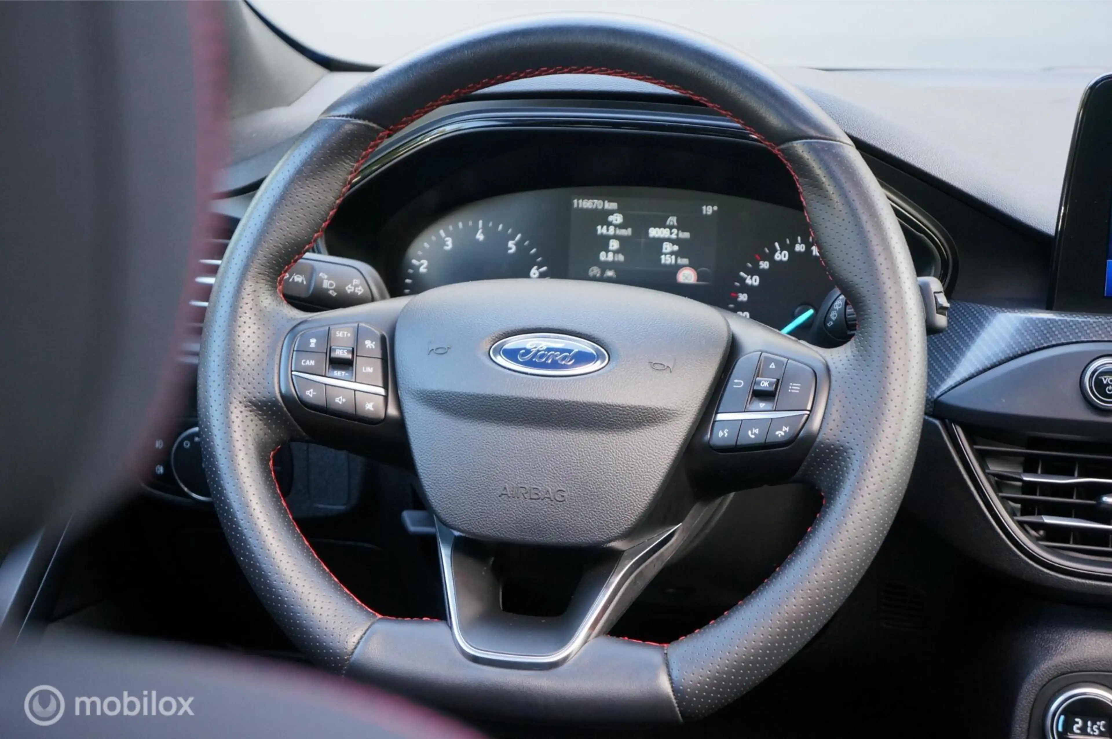 Ford Focus 1.0 EcoBoost ST Line Bns B&O Navi Apple/Android! — photo 16