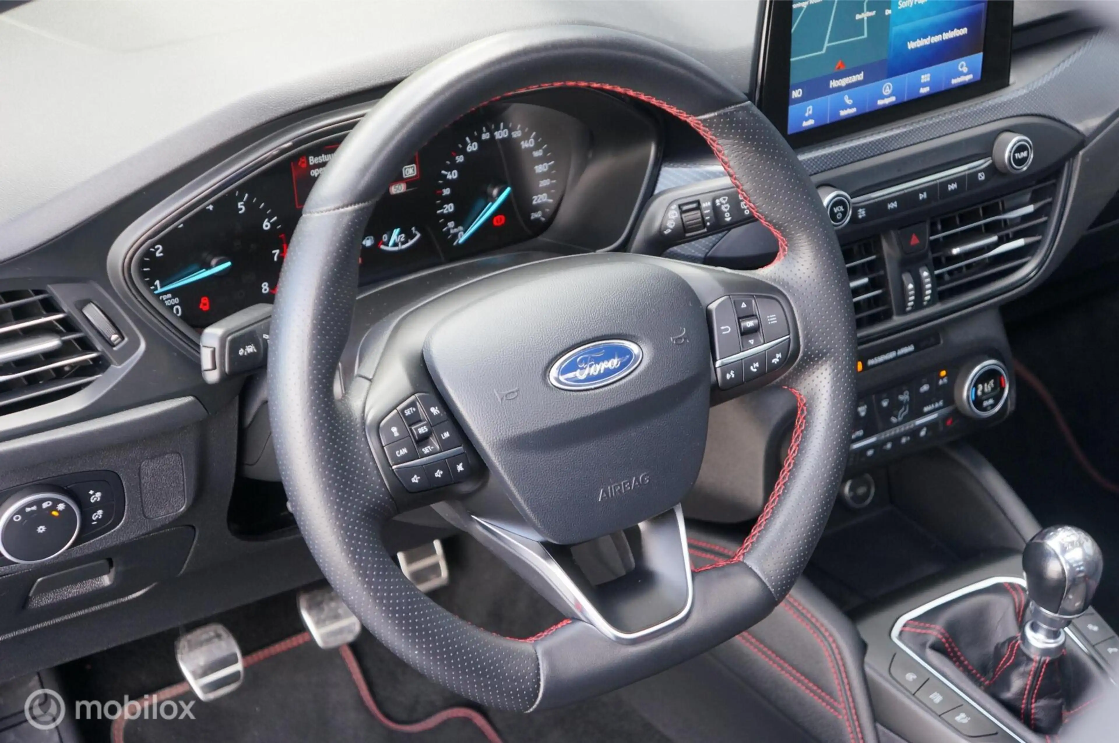 Ford Focus 1.0 EcoBoost ST Line Bns B&O Navi Apple/Android! — photo 12