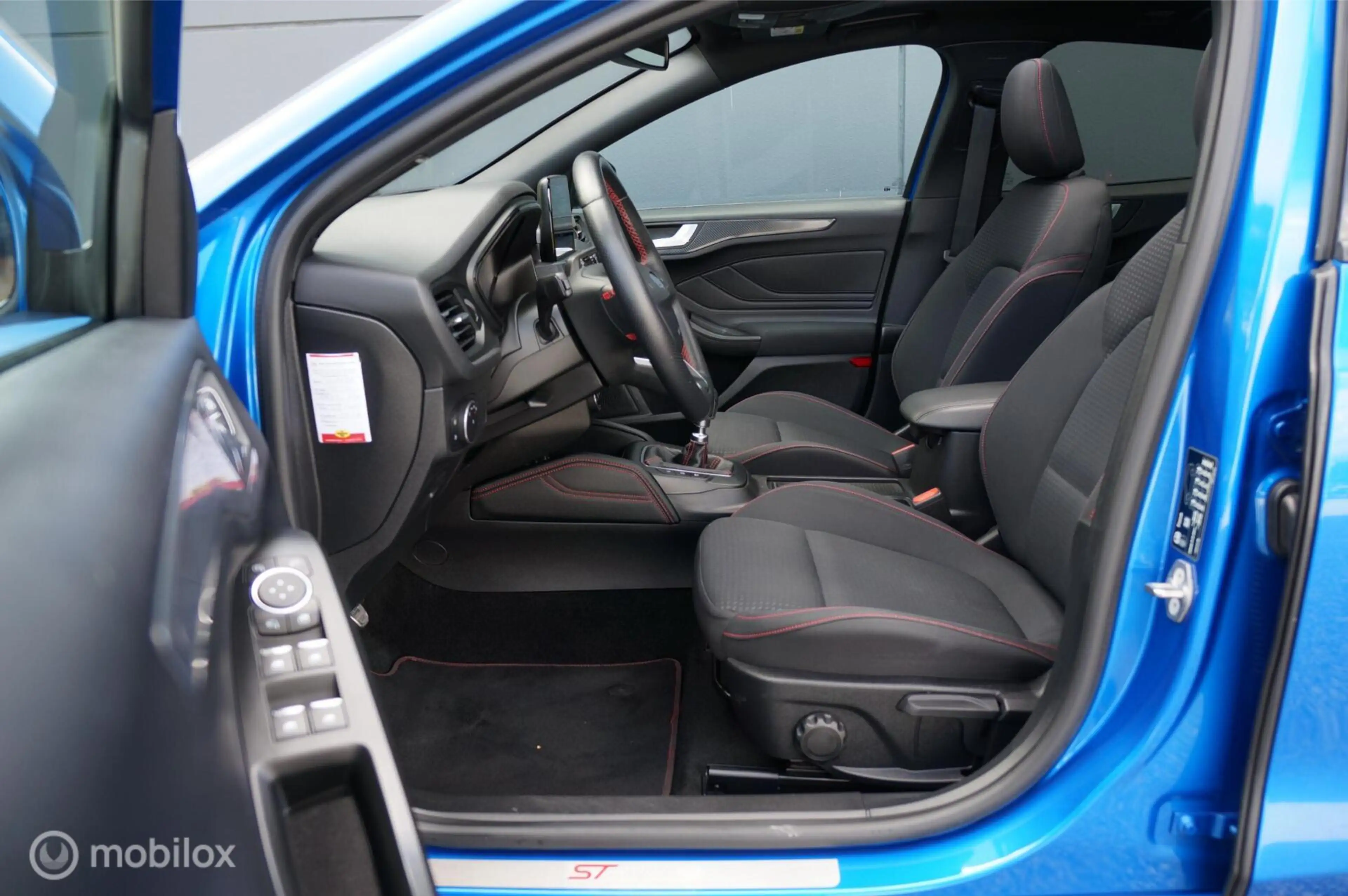 Ford Focus 1.0 EcoBoost ST Line Bns B&O Navi Apple/Android! — photo 9