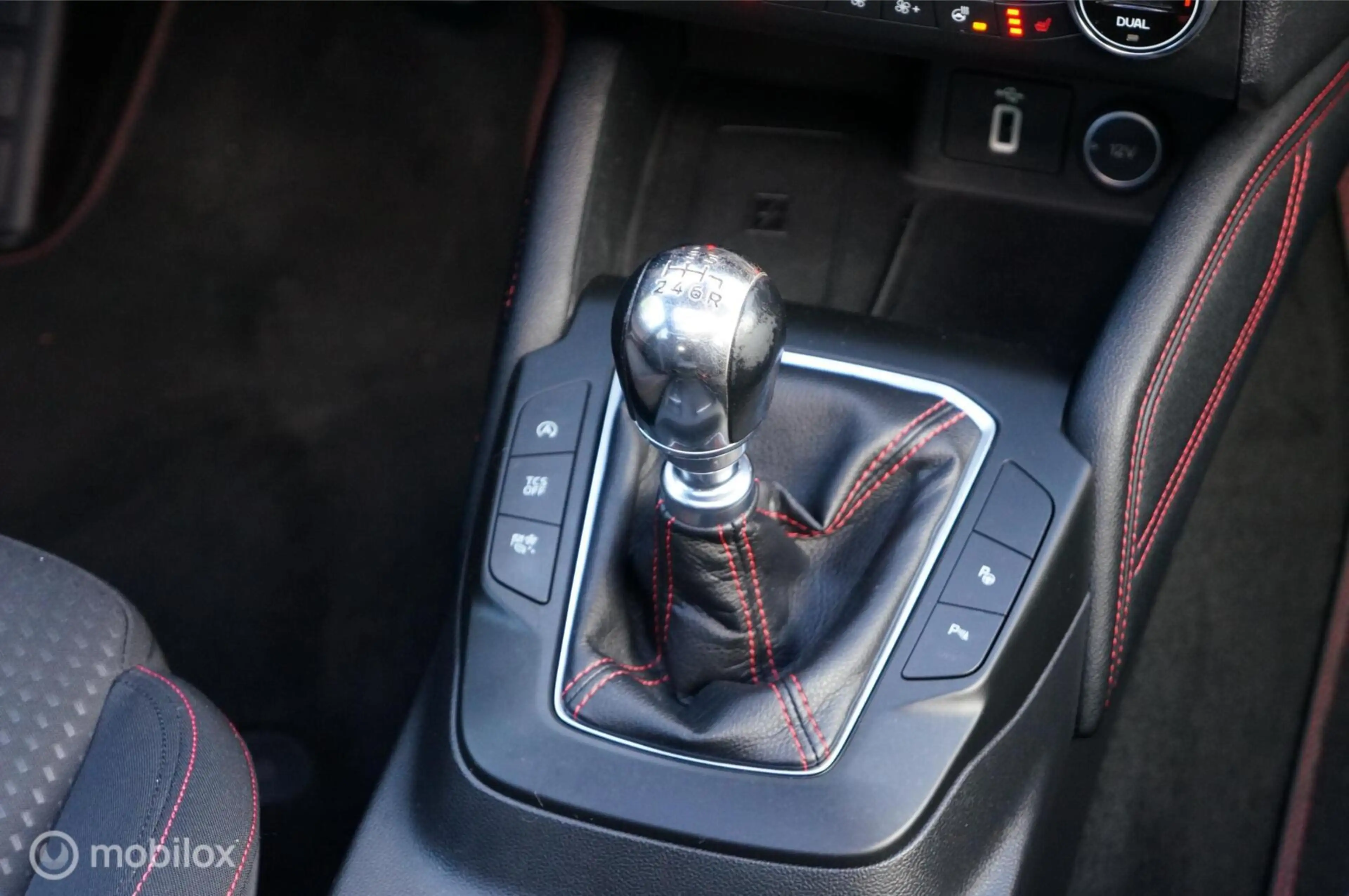 Ford Focus 1.0 EcoBoost ST Line Bns B&O Navi Apple/Android! — photo 15