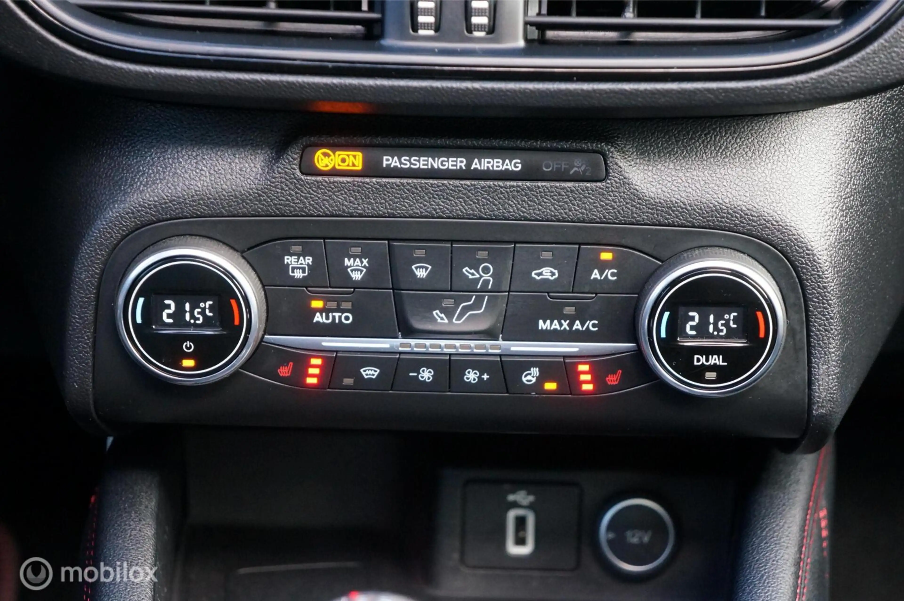 Ford Focus 1.0 EcoBoost ST Line Bns B&O Navi Apple/Android! — photo 14