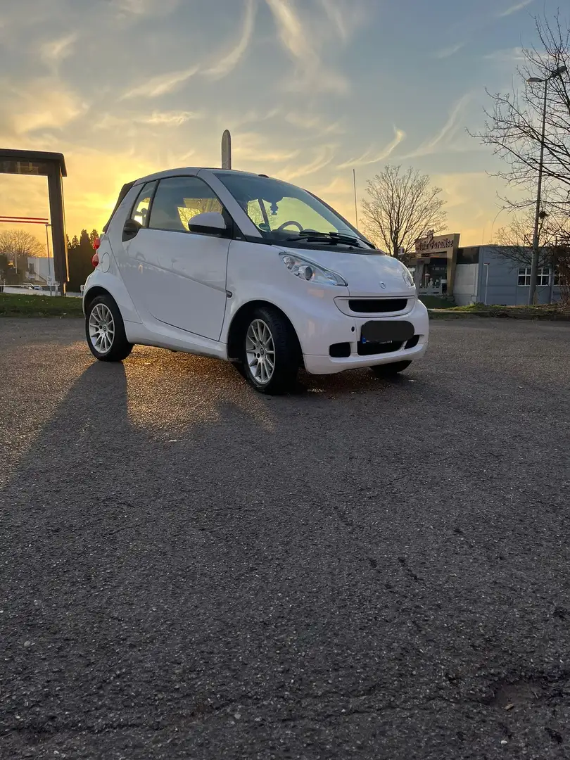 smart forTwo cabrio mhd Weiß - 1