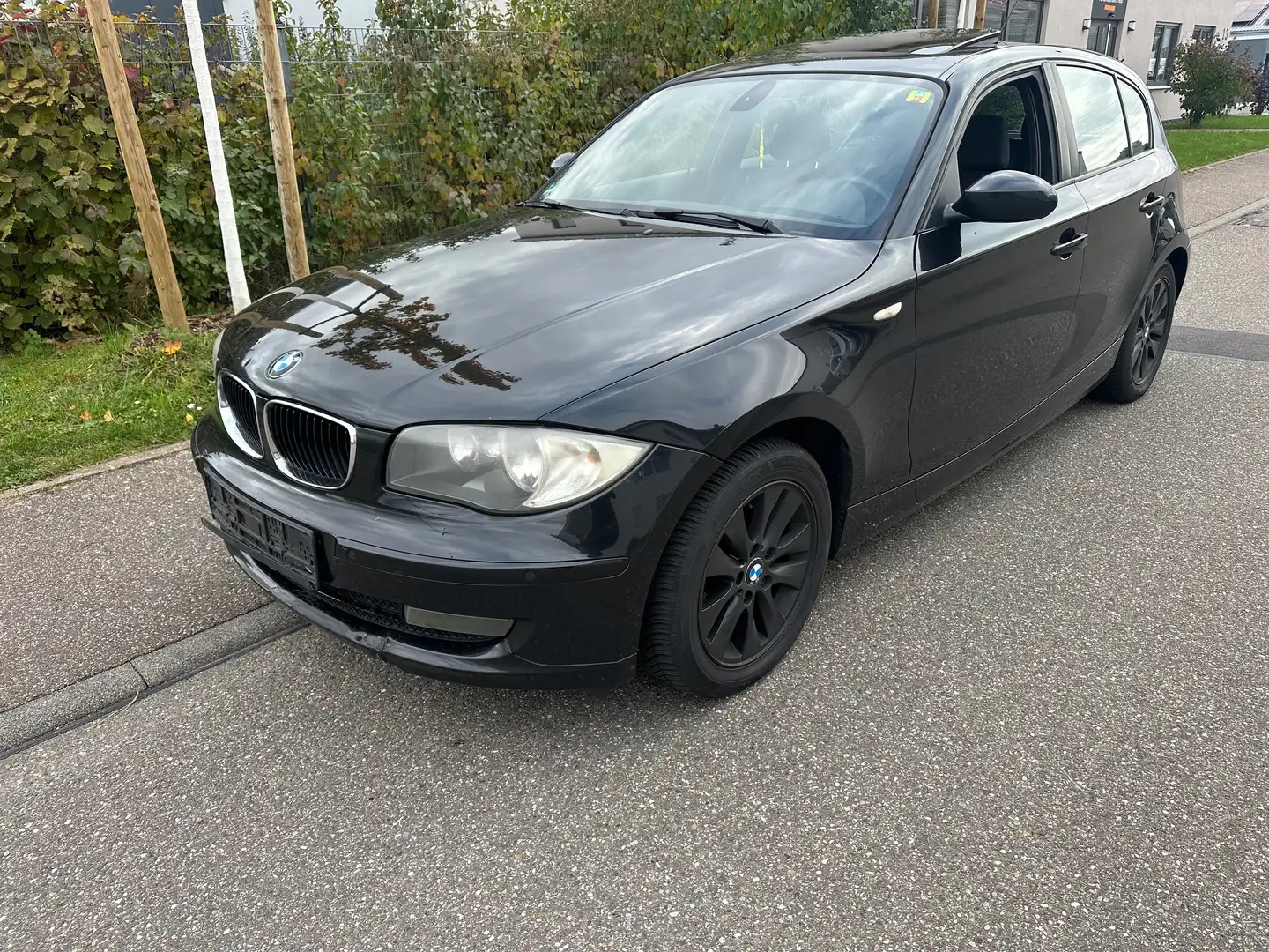 BMW 116 116i Schwarz - 1